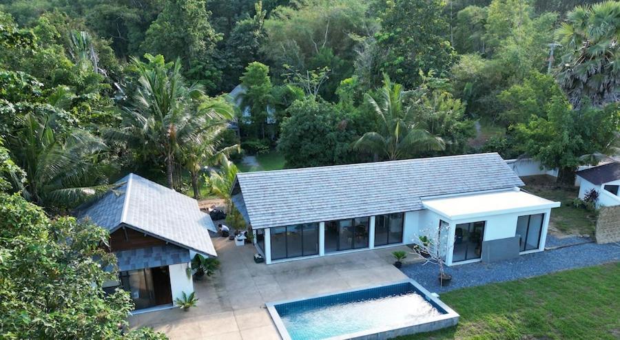 Koyao Bay Pavilions - Beach Resort And Pool Villas Ko Yao Noi Bagian luar foto